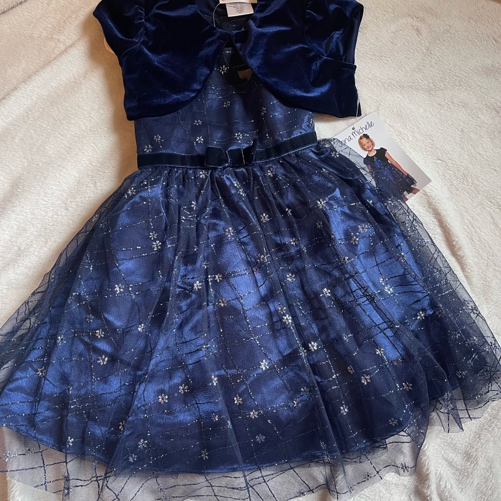 Dress - Picture 2 of 4